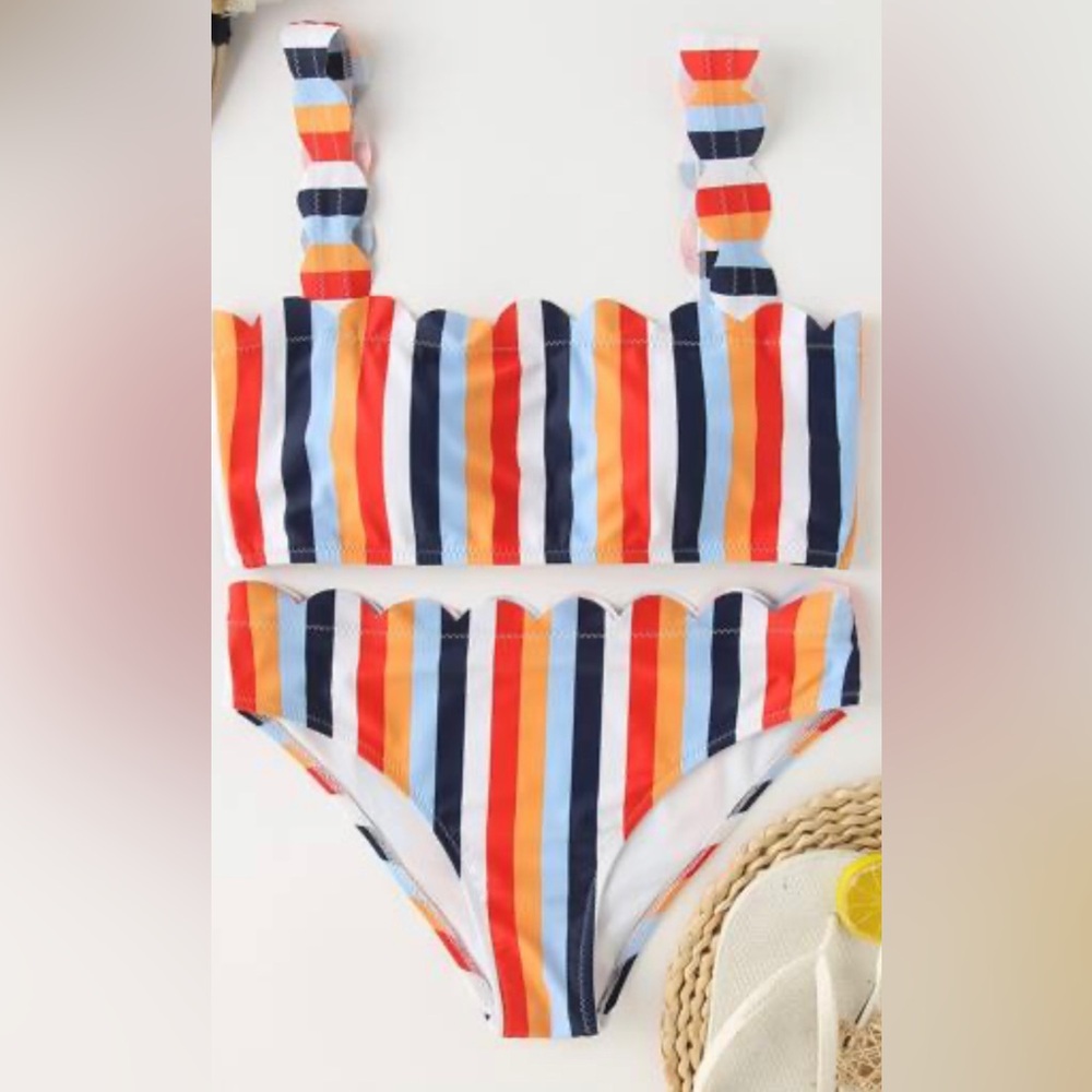 New SHEIN Colorful Striped Scalloped Bikini Set 2 Piece Swimsuit Women’s Large L